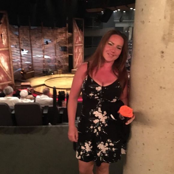 Meet your Posher, Rachel - Picture 1 of 1